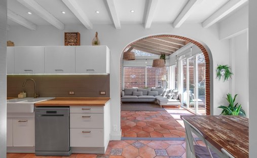 Villa in Ipar-Ekialdea, Donostia-San Sebastián, Spanien 1