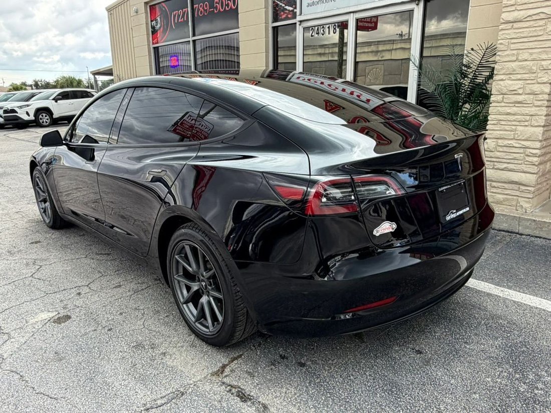Sedan in Clearwater, FL, United States 4 - 18603089