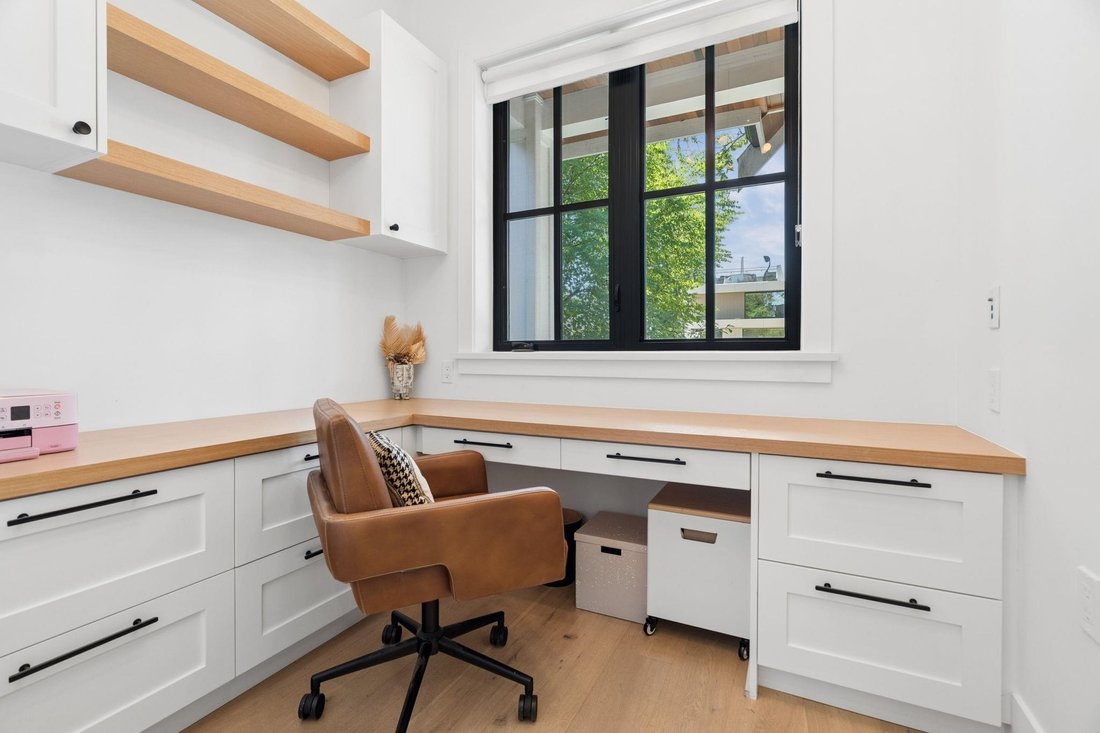 House in Vancouver, British Columbia, Canada 5 - 18603853