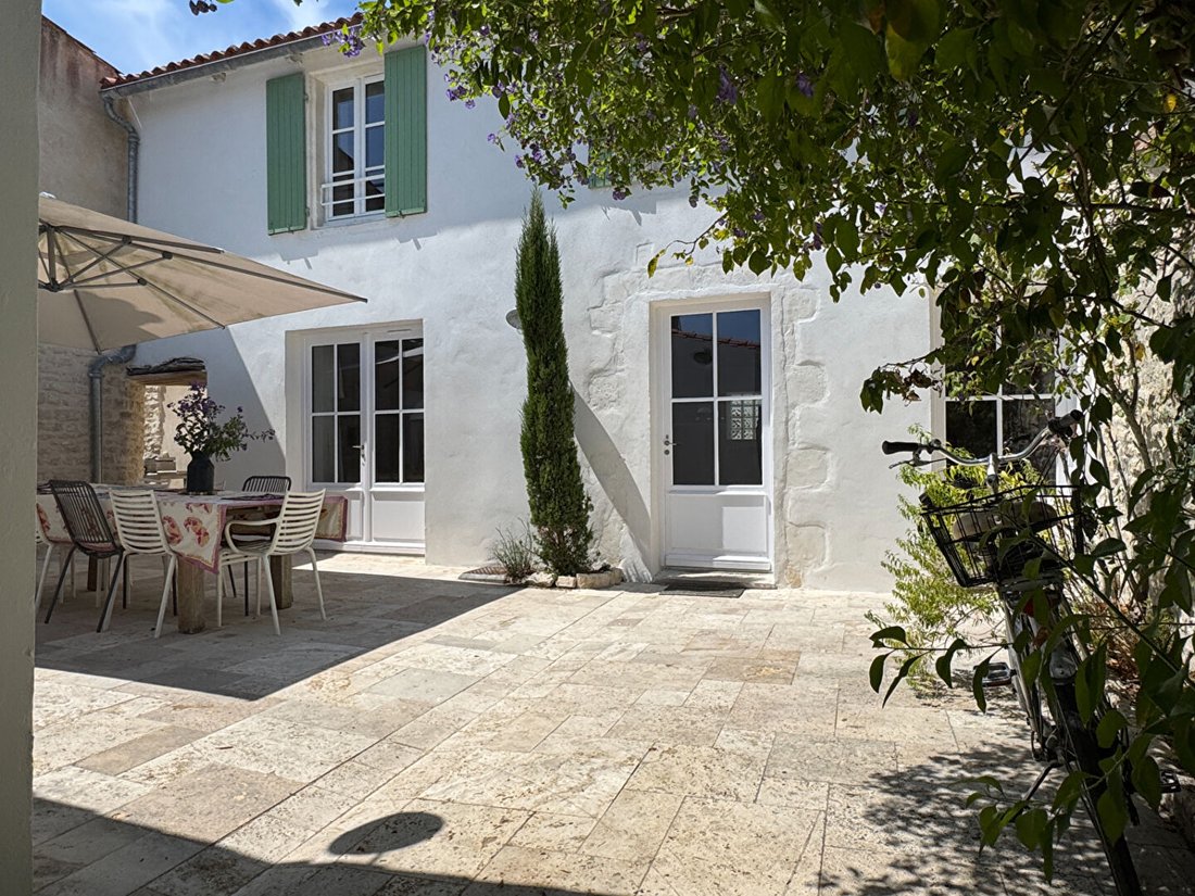 House in Ars-en-Ré, Nouvelle-Aquitaine, France 1 - 18598013
