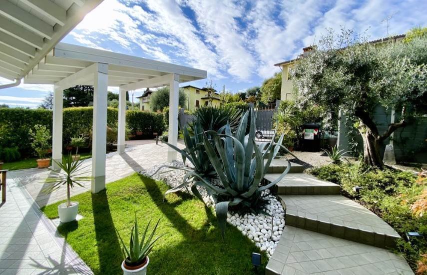 Villa in Polpenazze del Garda, Lombardy, Italy 2 - 18596581