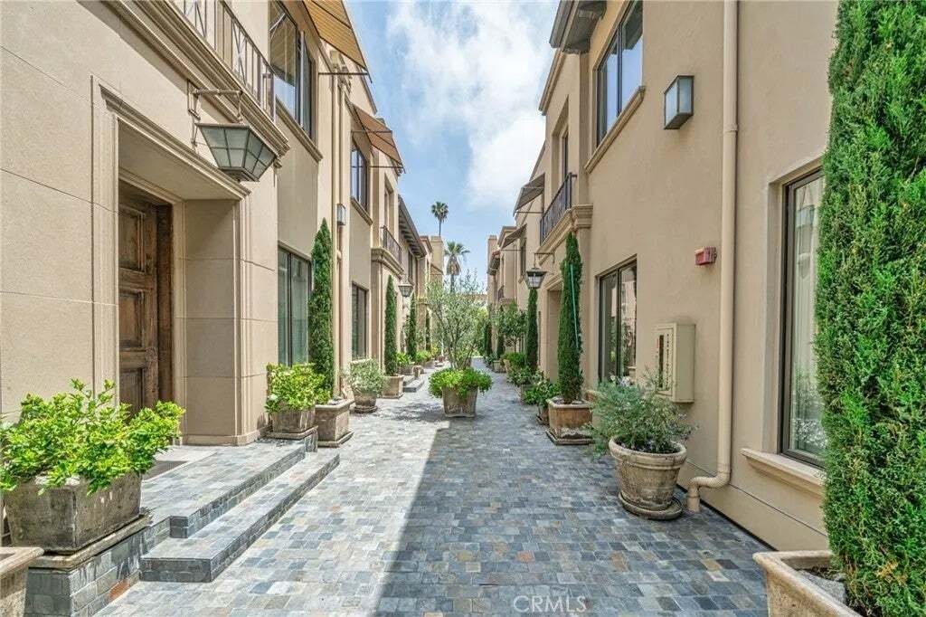 Townhouse in Los Angeles, California, United States 3 - 16580620