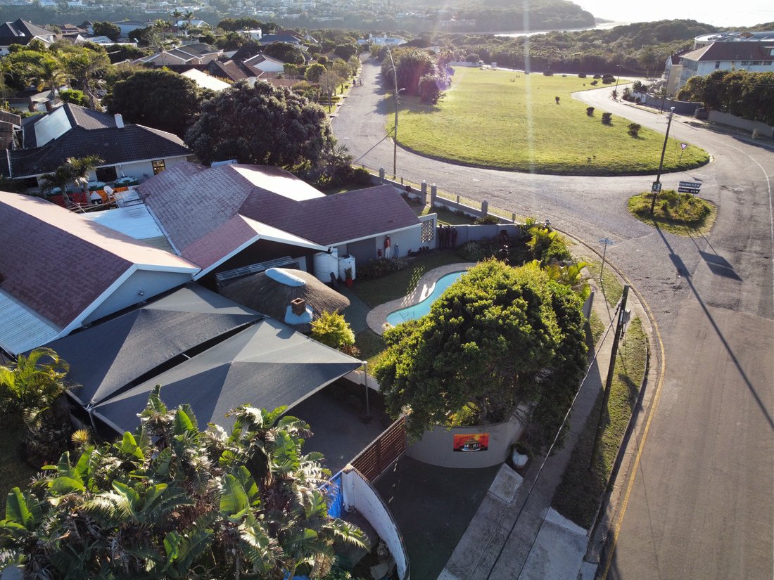 House in Nahoon, Eastern Cape, South Africa 5 - 18598875