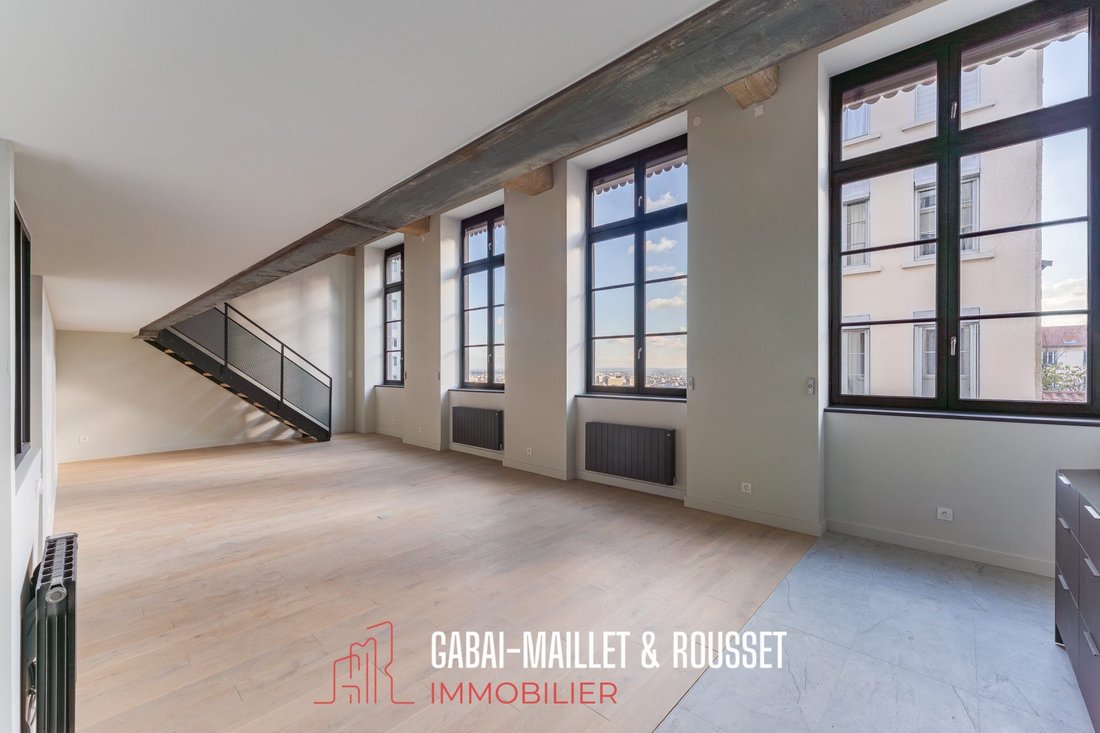Apartment in Croix Rousse-Gros Caillou, Lyon 4e Arrondissement, Lyon 4 - 16782192