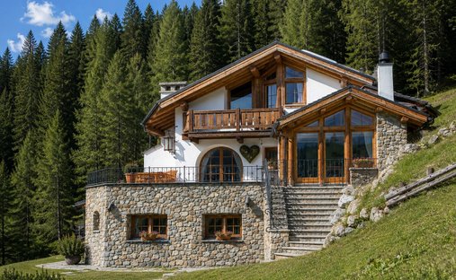 Maison à La Punt-Chamues-ch, Grisons, Suisse 1