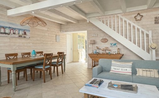 Casa en Sainte-Marie-de-Ré, Nueva Aquitania, Francia 1