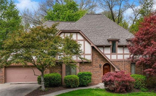 House in Gibsonia, Pennsylvania, United States 1