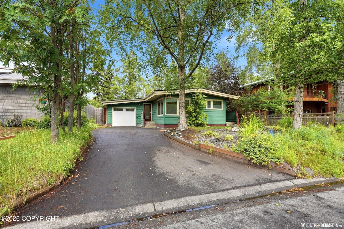 House in Anchorage, Alaska, United States 3 - 18600100