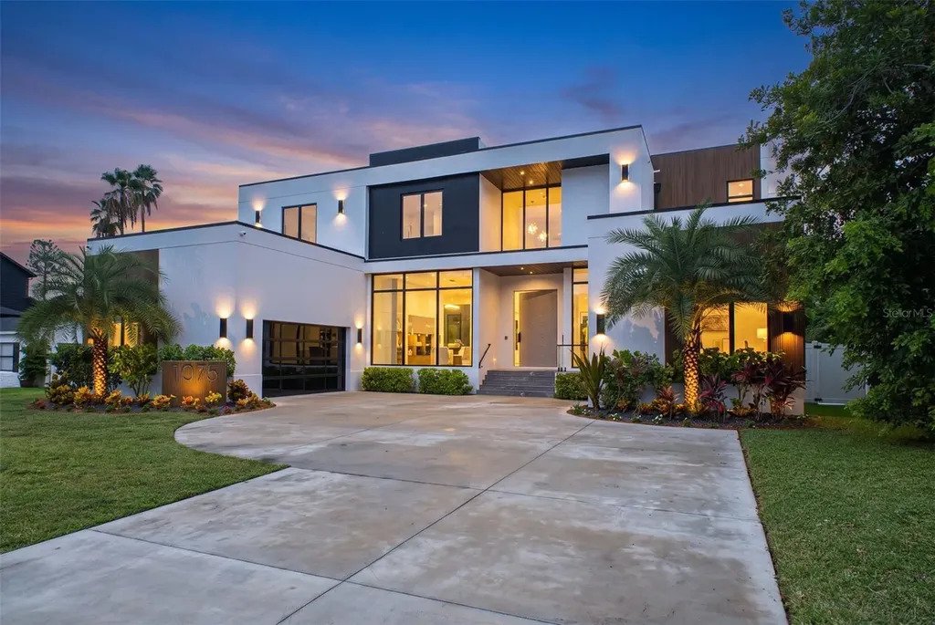 House in St. Petersburg, Florida, United States 1 - 18603844