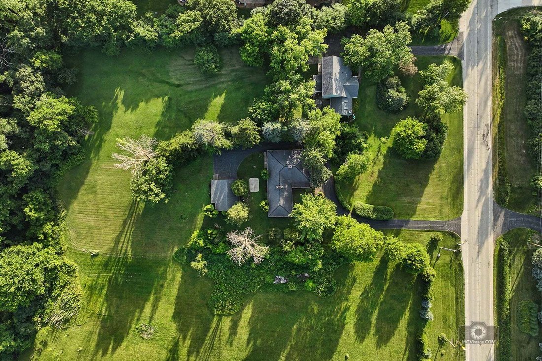 House in Lemont, Illinois, United States 4 - 18601392