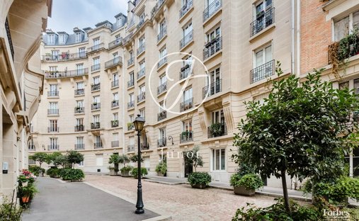 Apartment in Grandes Carrières-Clichy, Paris 18e Arrondissement, Paris 1