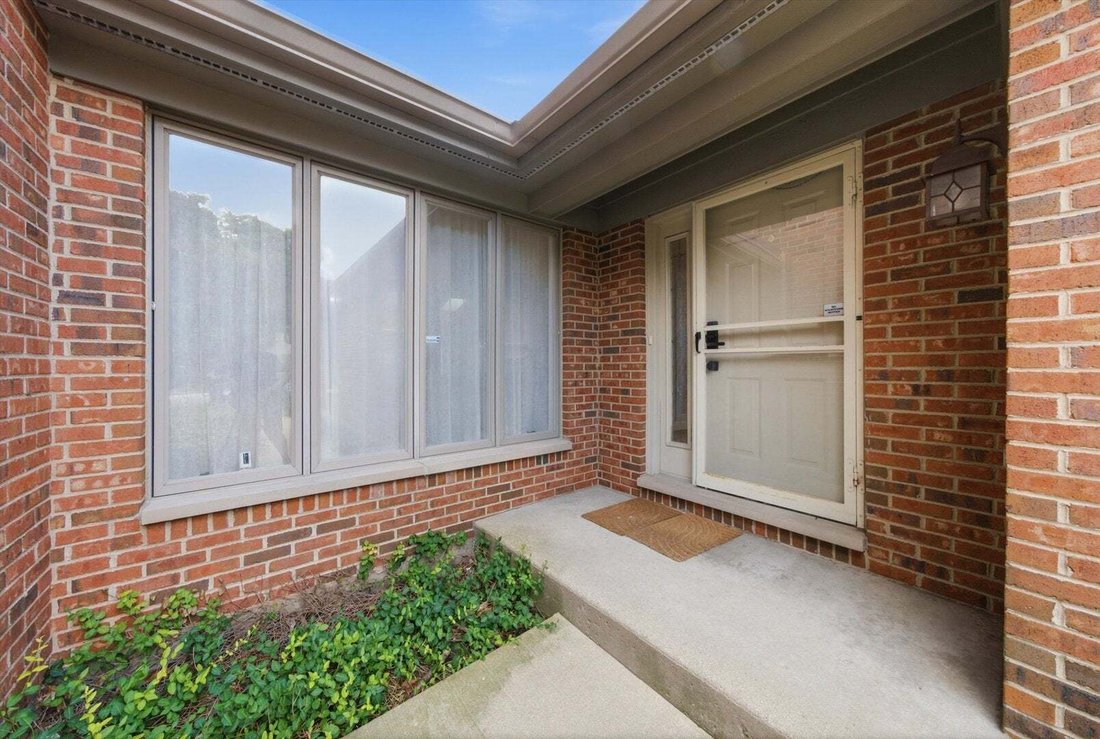 Townhouse in Northbrook, Illinois, United States 4 - 18601454