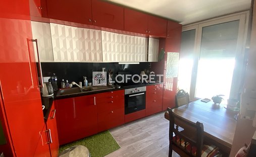 Apartment in Centre, Nanterre, France 1