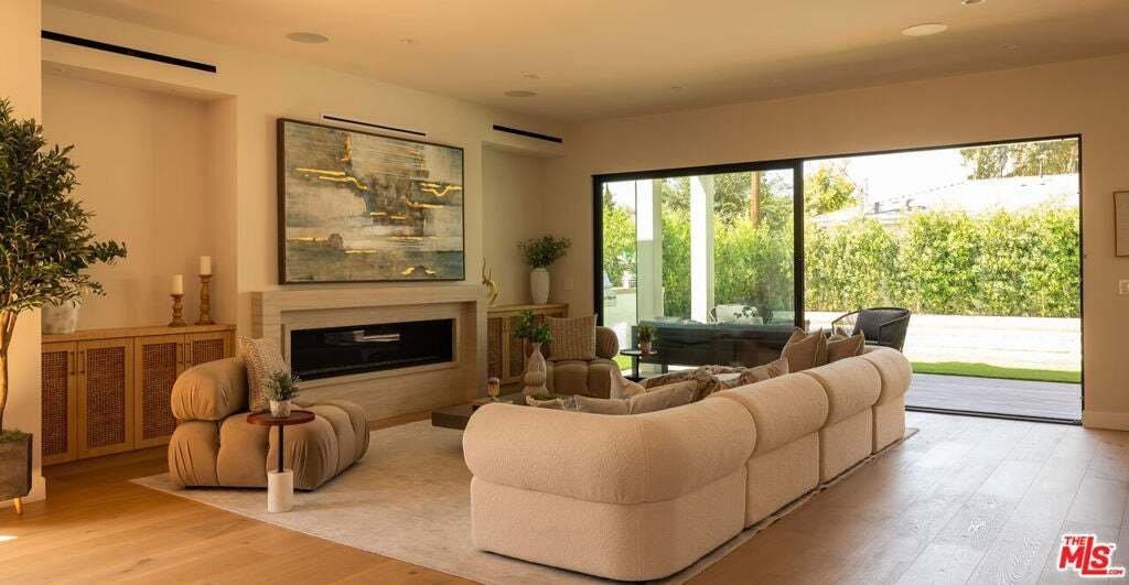 House in Los Angeles, California, United States 5 - 18596904