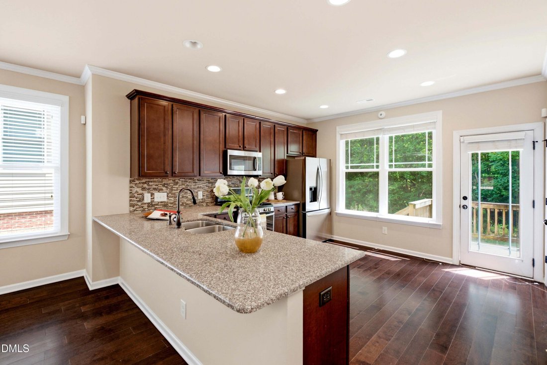 Townhouse in Chapel Hill, North Carolina, United States 3 - 18596866