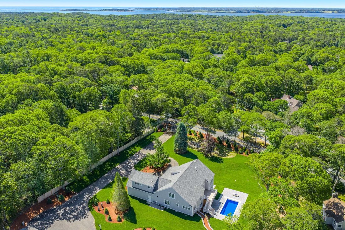 House in Orleans, Massachusetts, United States 4 - 18599582