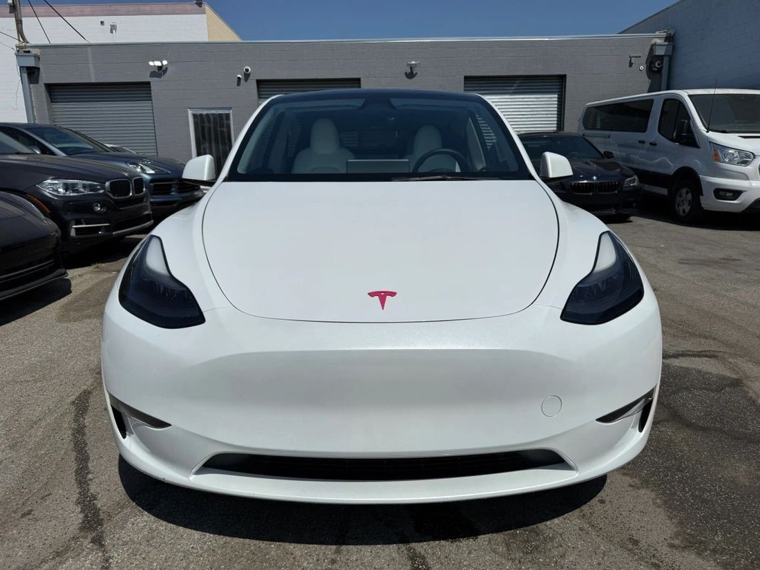 Suv in Azusa, CA, United States 3 - 18603002