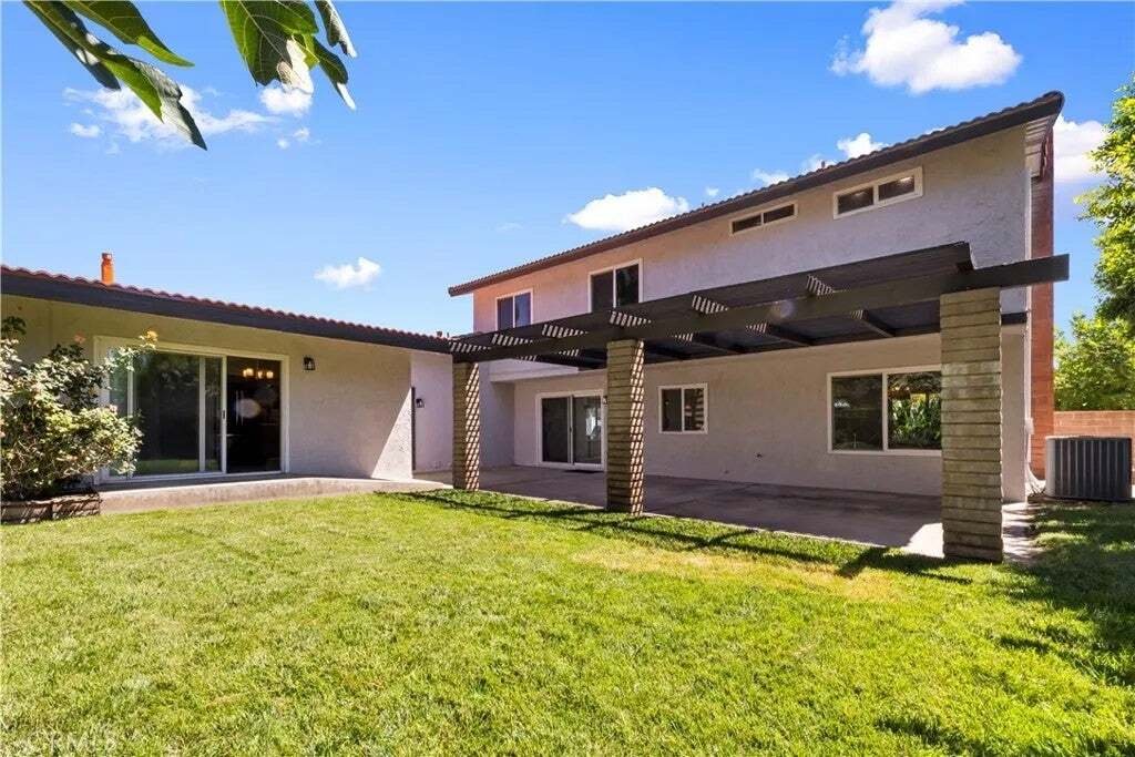 House in Upland, California, United States 5 - 18601833