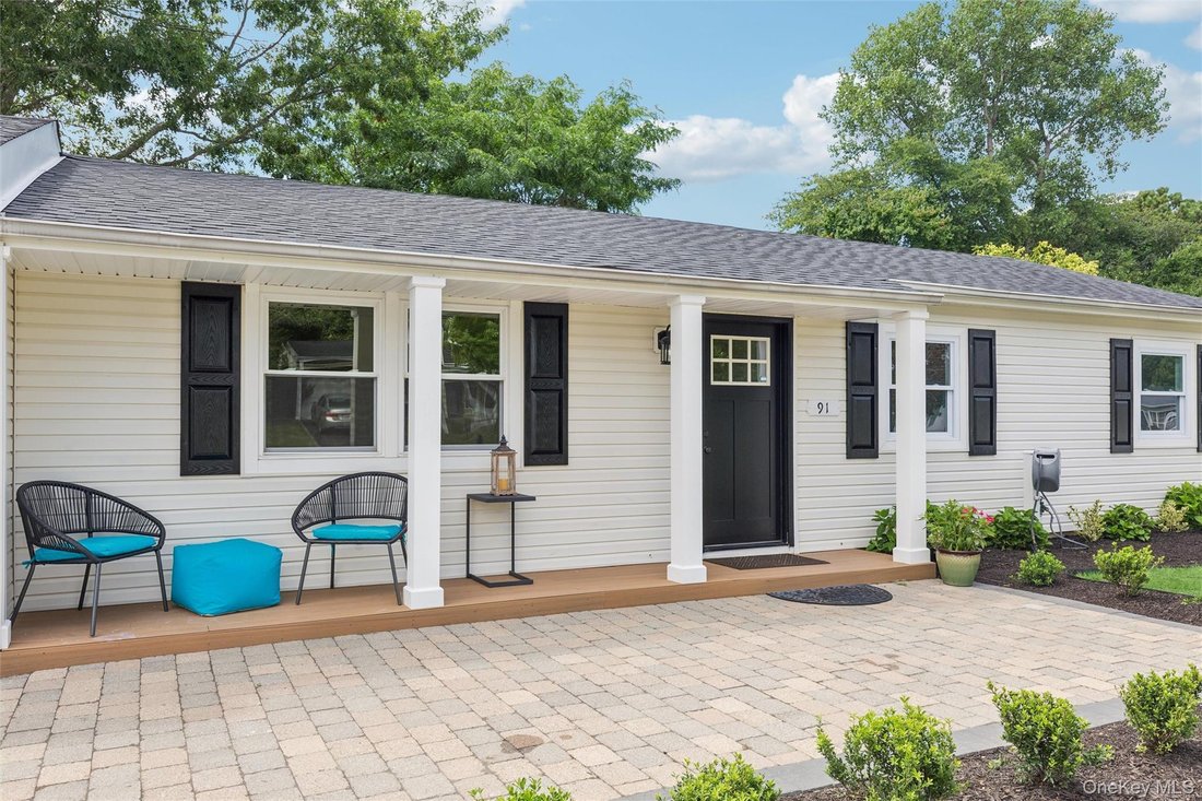 House in East Patchogue, New York, United States 2 - 18602378