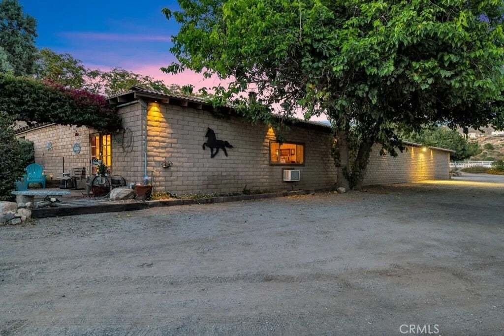 House in Los Angeles, California, United States 3 - 18601885