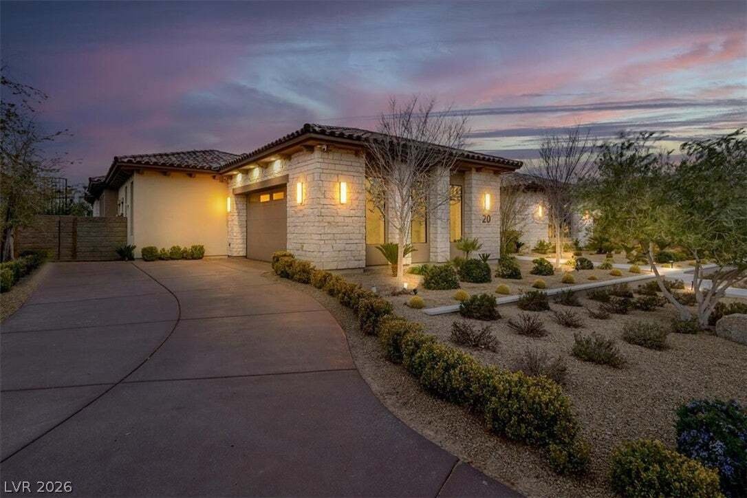 House in Las Vegas, Nevada, United States 3 - 18599706