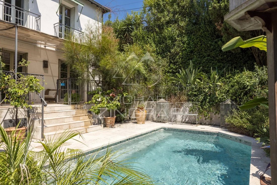 House in Cannes, Provence-Alpes-Côte d'Azur, France 2 - 18598695