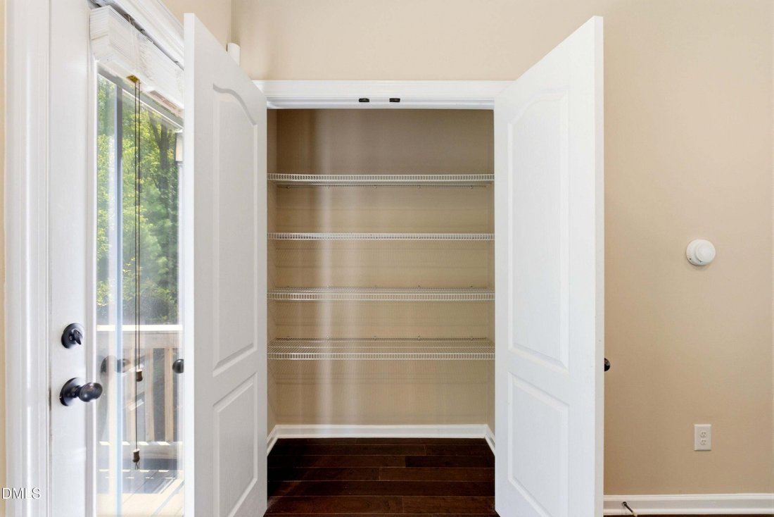 Townhouse in Chapel Hill, North Carolina, United States 5 - 18596866