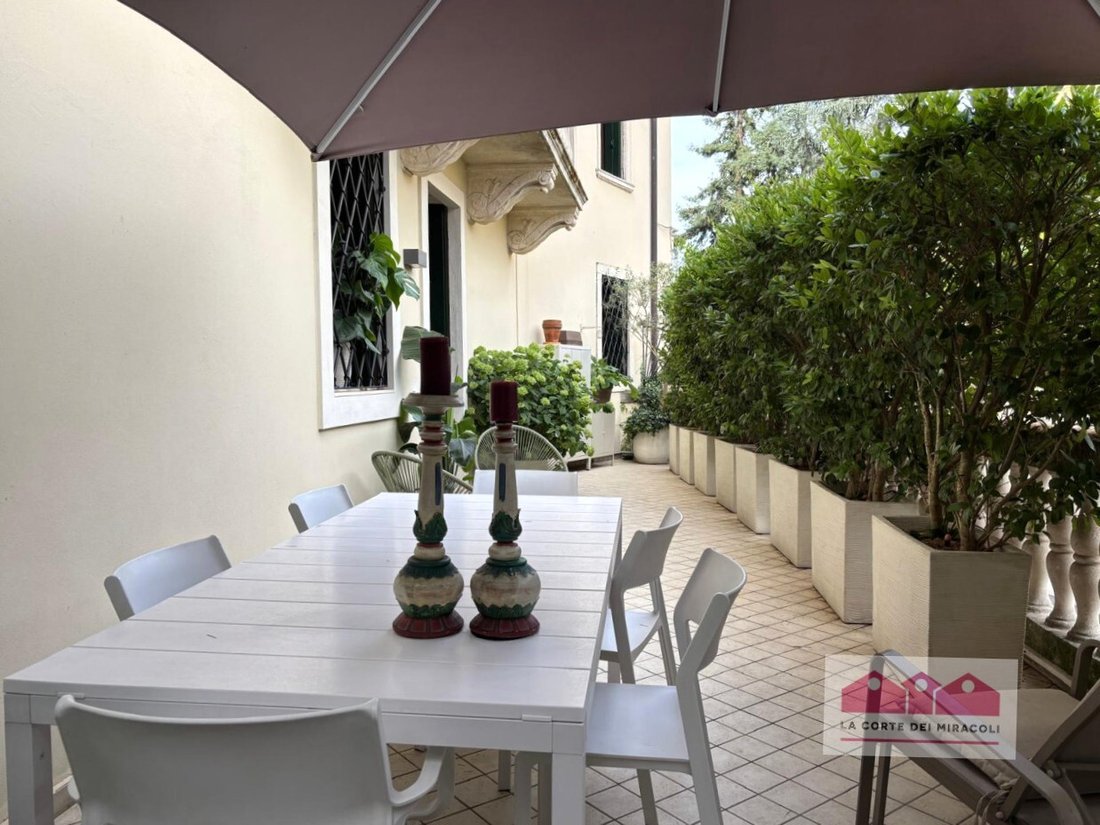 Apartment in Center, Vicenza, Veneto 3 - 18602885