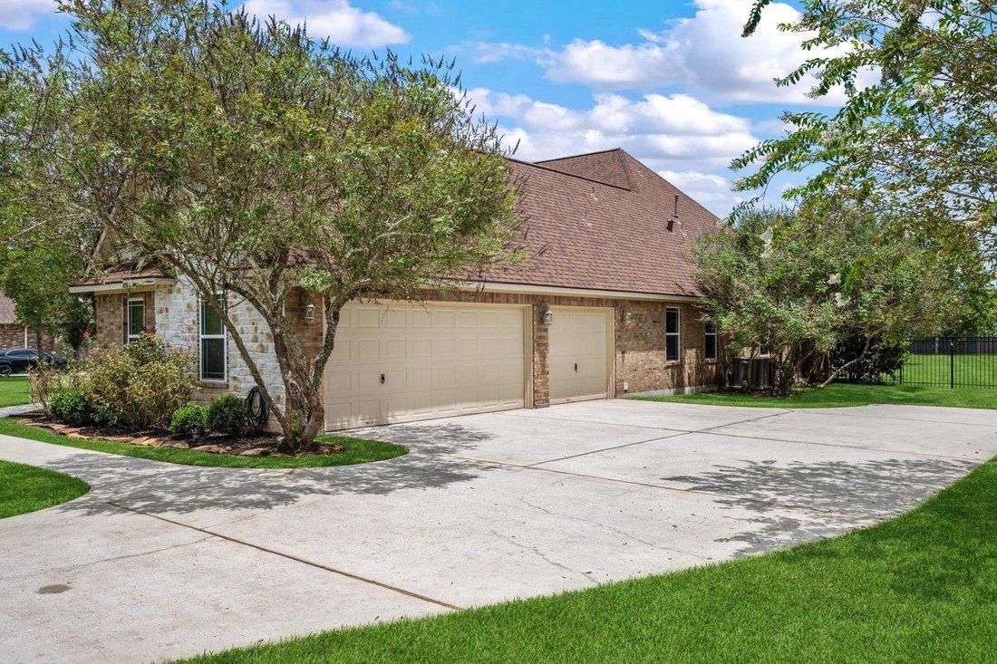 House in Montgomery, Texas, United States 4 - 18602073