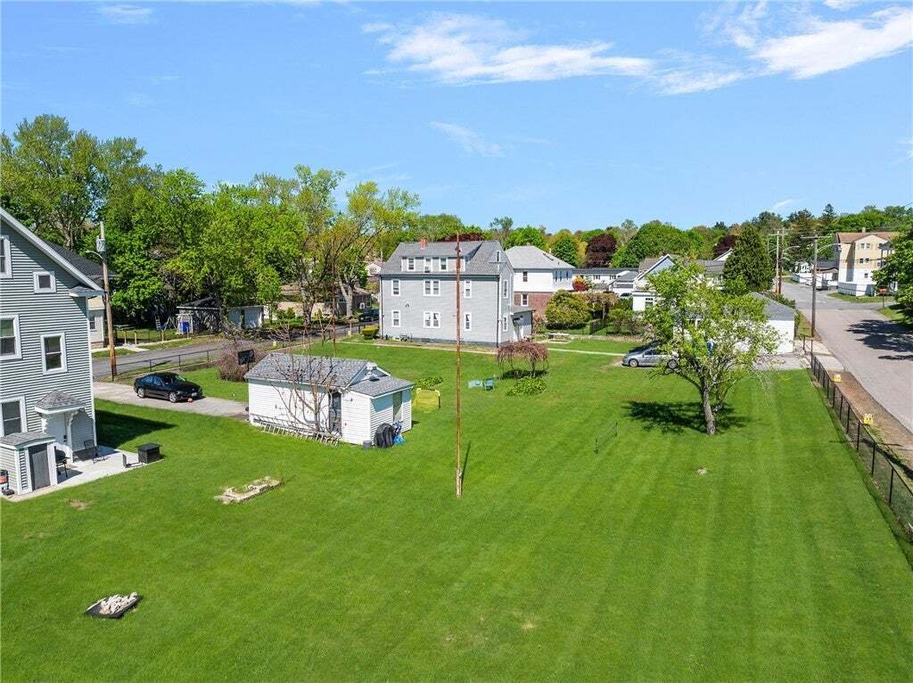 North Providence, Rhode Island, United States 3 - 18599938