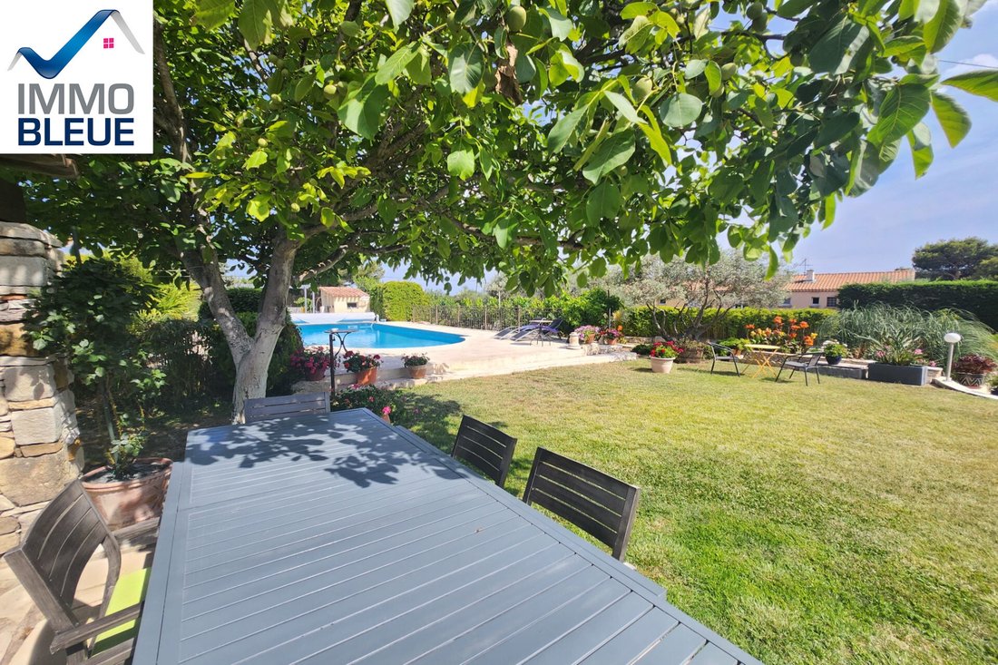 Villa in Plaines Saint Pierre-Saint Julien, Martigues, France 2 - 18598077