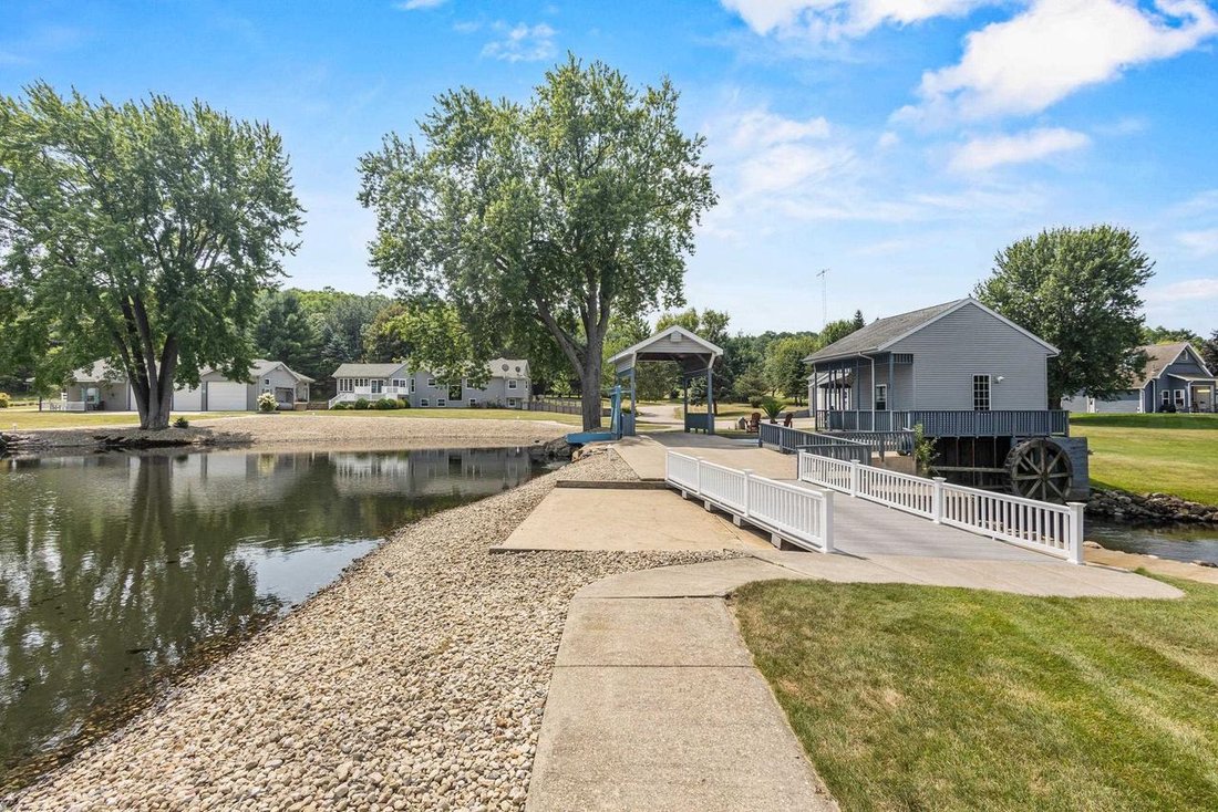 House in Pardeeville, Wisconsin, United States 3 - 18600067