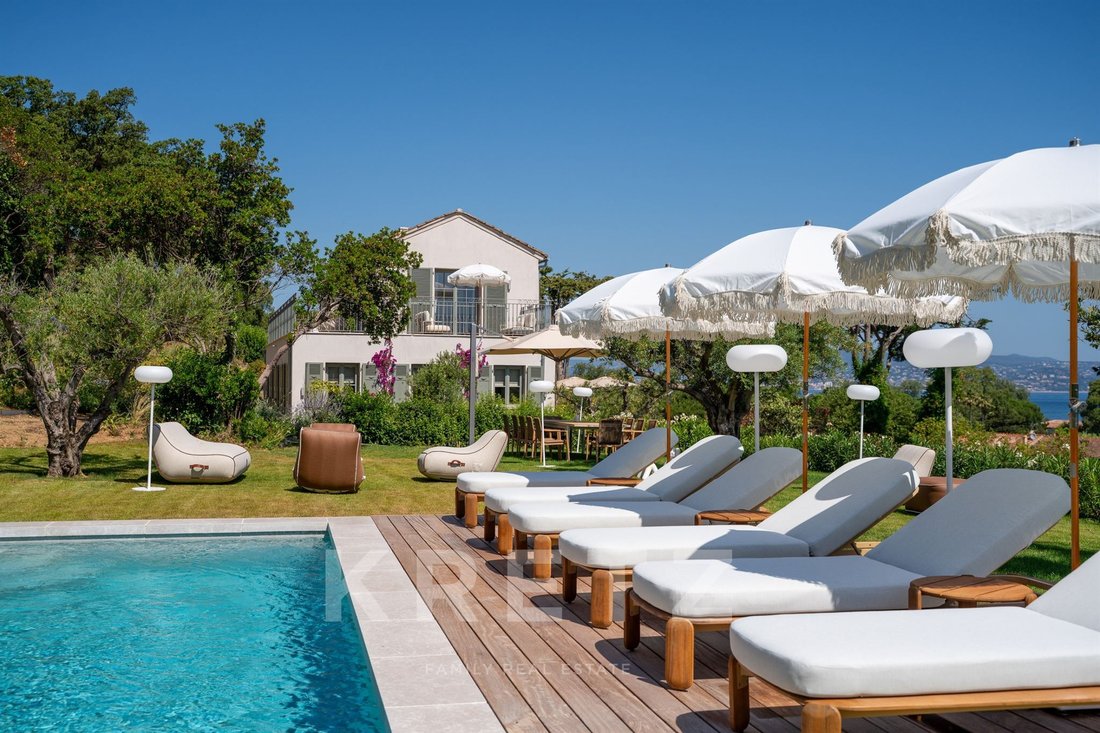 Estate in Zone Est Diffuse, Saint-Tropez, France 1 - 18602945