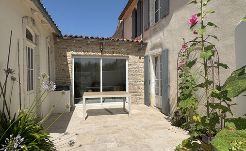 House in Saint-Clement-des-Baleines, Nouvelle-Aquitaine, France 1