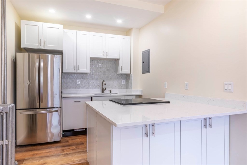 Condo in Boston, Massachusetts, United States 4 - 18602354