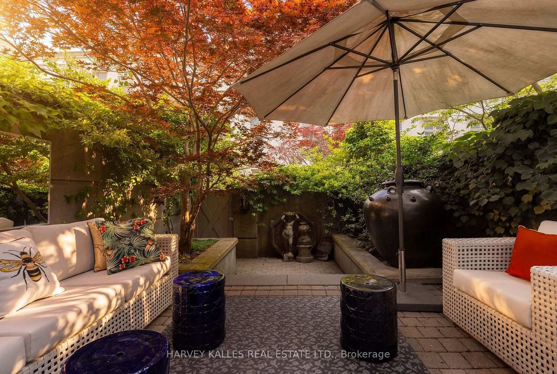 Condo in Toronto, Ontario, Canada 3 - 18603523