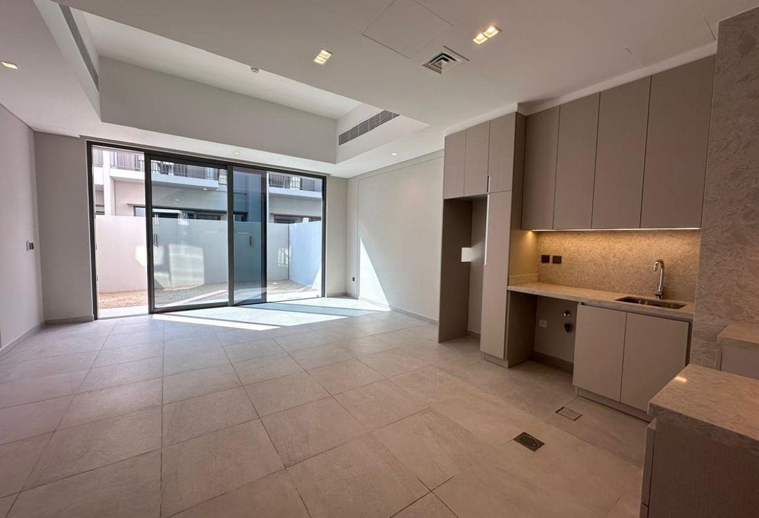 Townhouse in MBR City / Mohammed Bin Rashid City, Dubai, United Arab Emirates 1 - 18597071