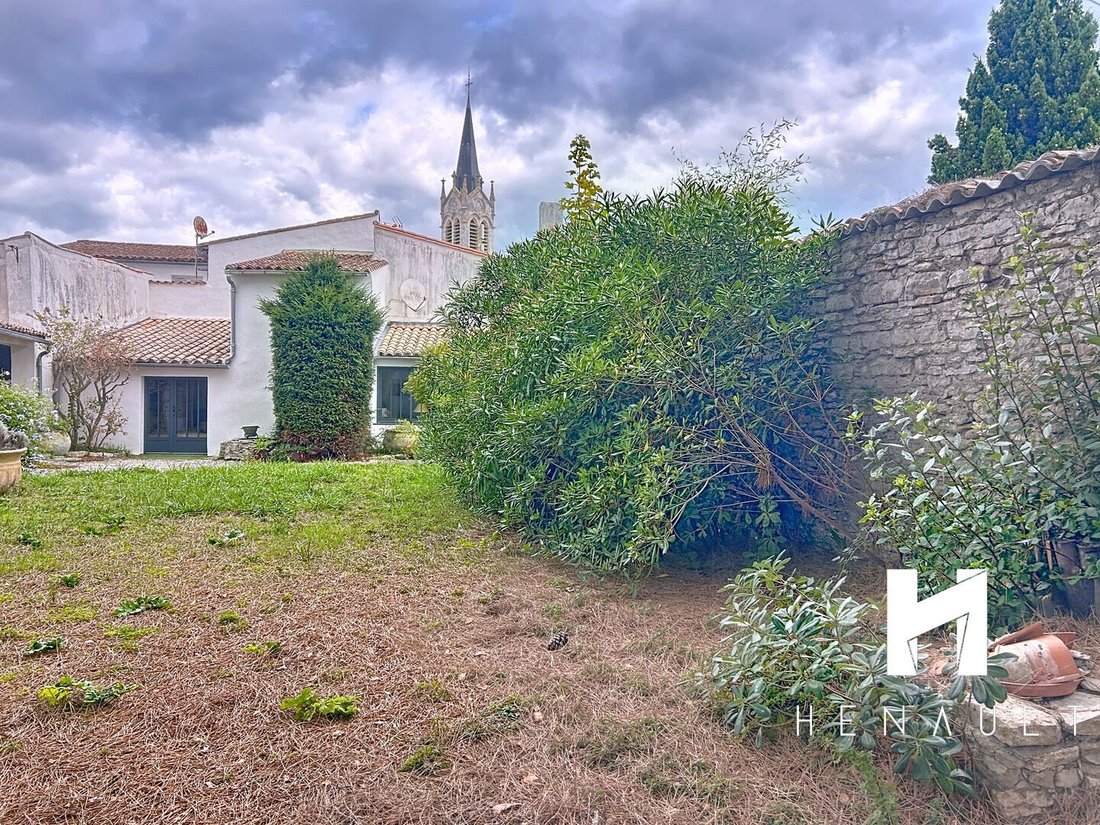 House in La Couarde-sur-Mer, Nouvelle-Aquitaine, France 1 - 18598212