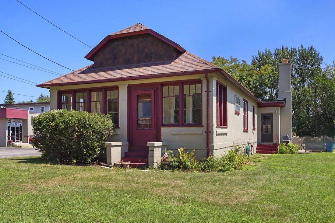 House in Kenosha, Wisconsin, United States 2 - 18600076