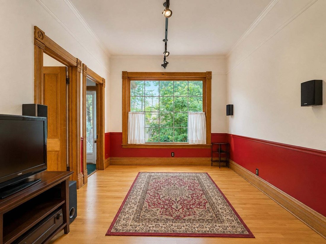 House in Evanston, Illinois, United States 4 - 18597575