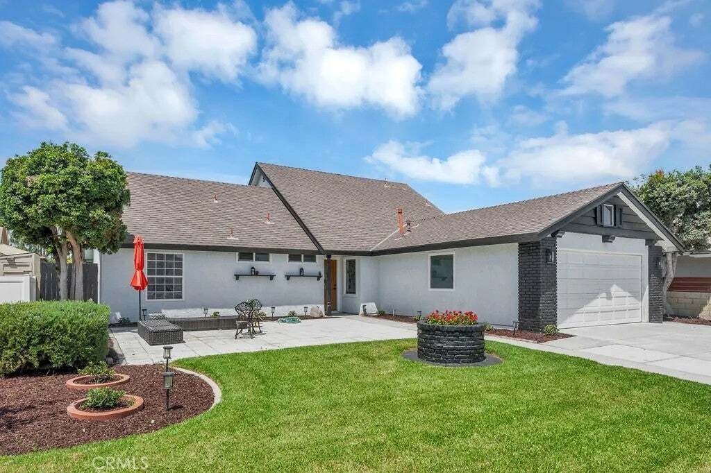 Condo in Cypress, California, United States 1 - 18601878