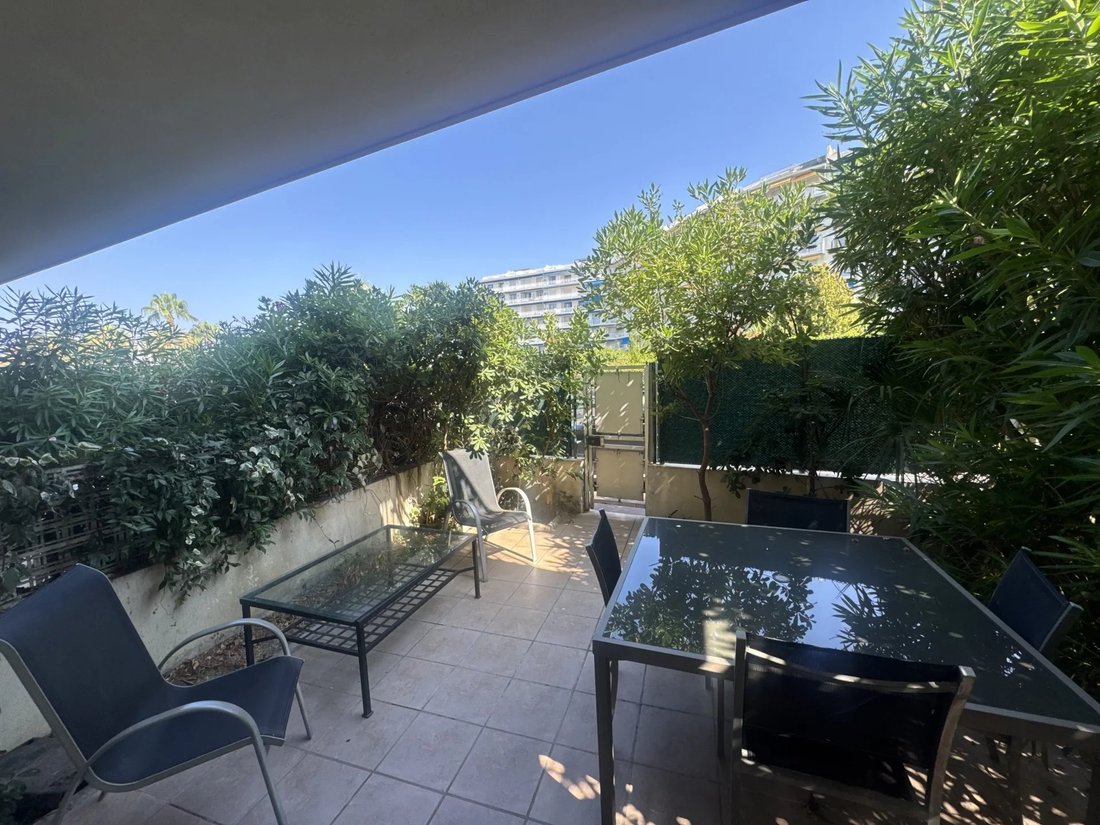 Apartment in La Source, Cannes, France 1 - 18598655