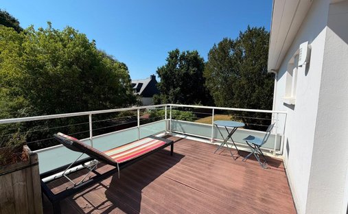 House in Kerguelen-Quehello Congard-Maison Rou, Larmor-Plage, France 1