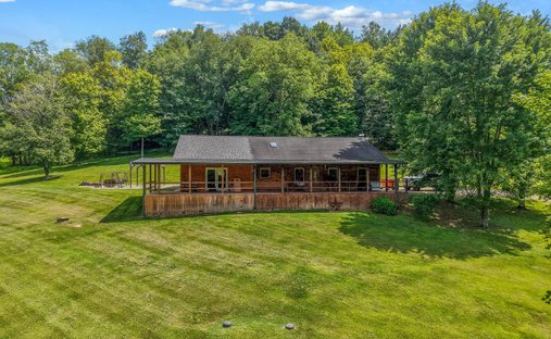 House in Rutland, Ohio, United States 1