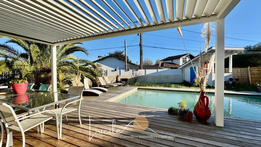 House in Mouguerre, Nouvelle-Aquitaine, France 2 - 18598488