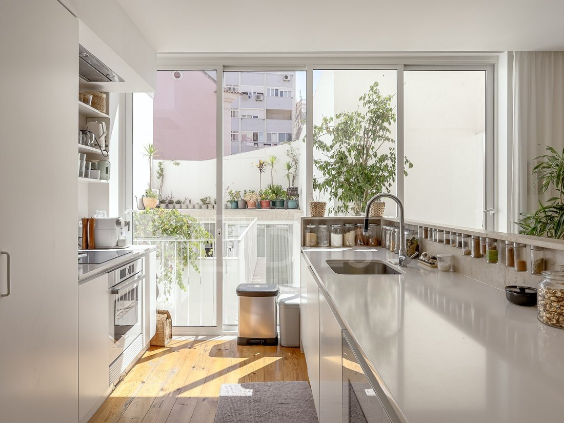 Apartment in Avenidas Novas, Lisbon, Portugal 3 - 18598552