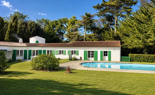 House in La Flotte, Nouvelle-Aquitaine, France 1