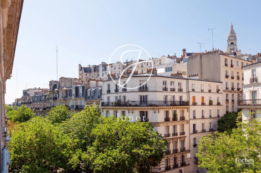 Apartment in Clignancourt-Jules Joffrin, Paris 18e Arrondissement, Paris 1 - 18602810