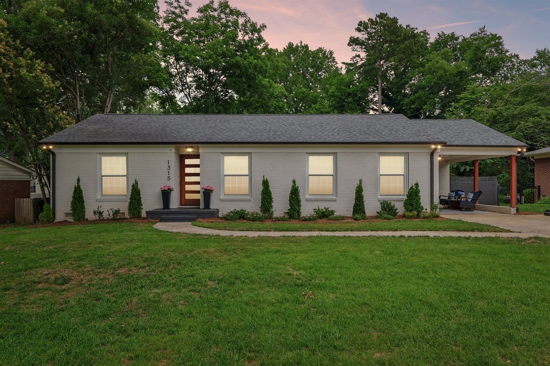 House in Charlotte, North Carolina, United States 2 - 18603580