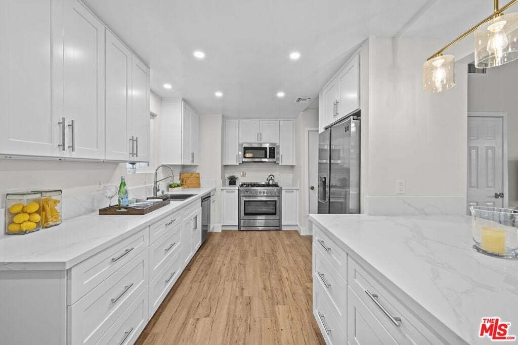 Casa a Los Angeles, California, Stati Uniti 2 - 18601051